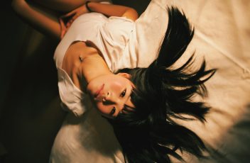 girls-555657_1920