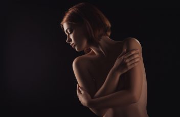 model-1246488_1920